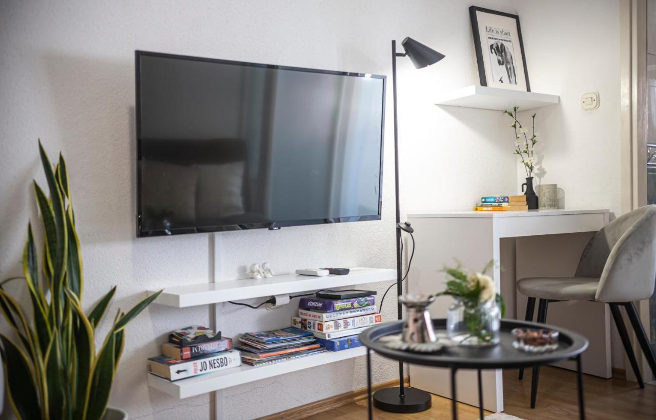 Apartmani Leo-Marin Makarska Eksteriør billede